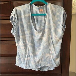 Women’s blouse